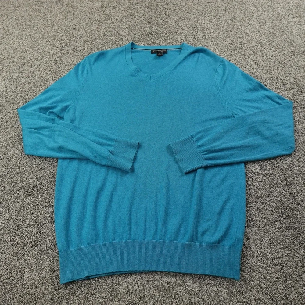 Banana Republic Sweater Mens L Blue Silk Cotton Cashmere V Neck Knit‎ Pullover